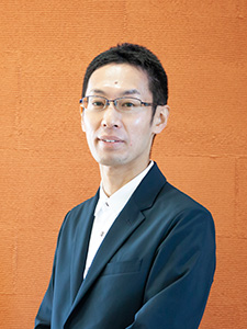 雑賀 強史