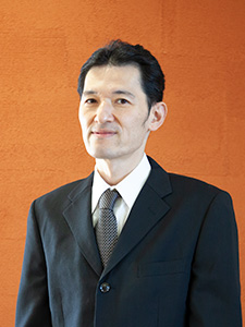 玉作 隆行